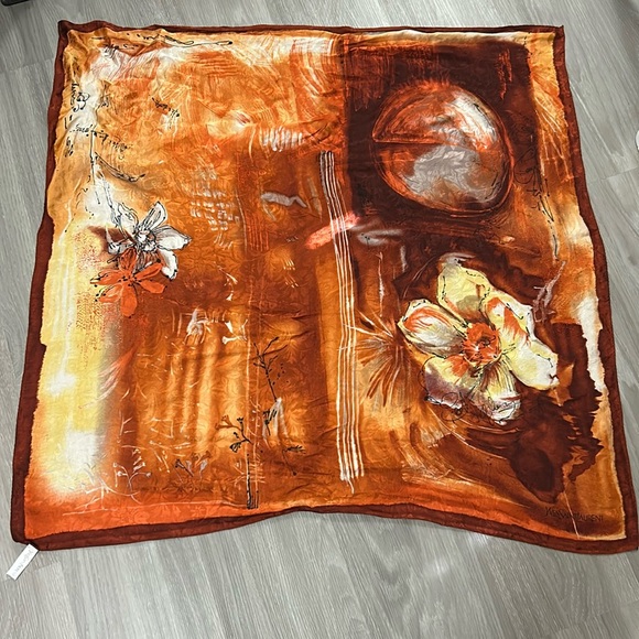 🖤Yves Saint Laurent 100% Silk scarf from 70s - Picture 1 of 9